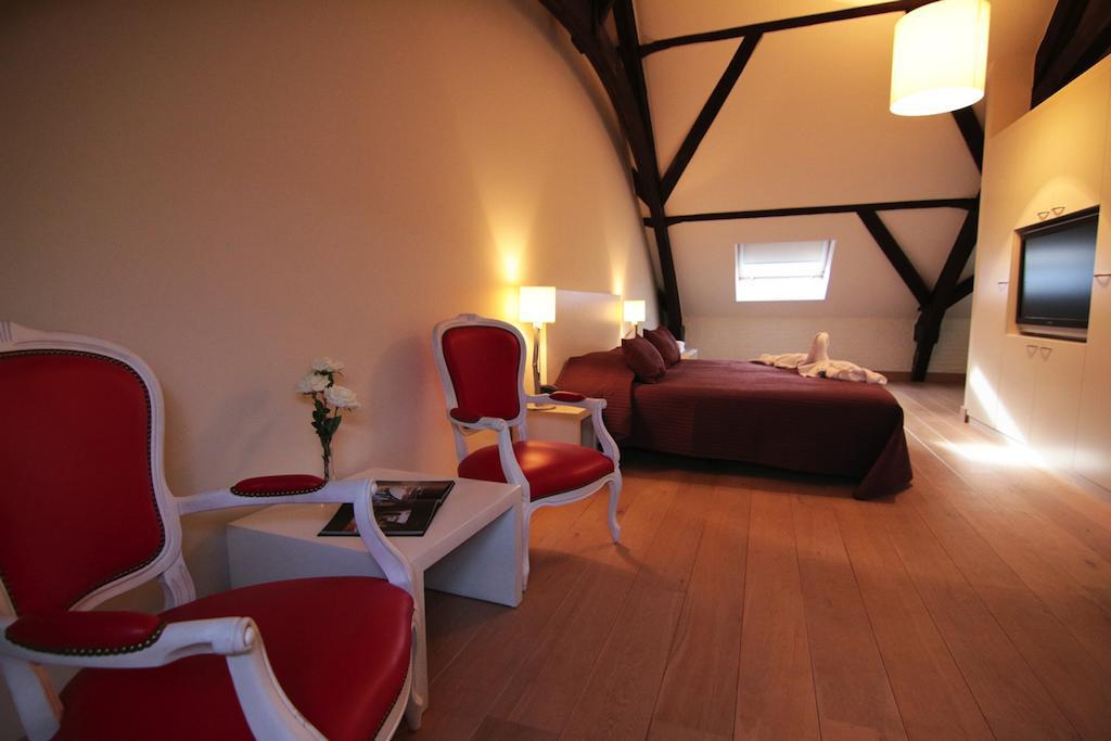 Het Godshuis Hotel Sint Laureins Bagian luar foto