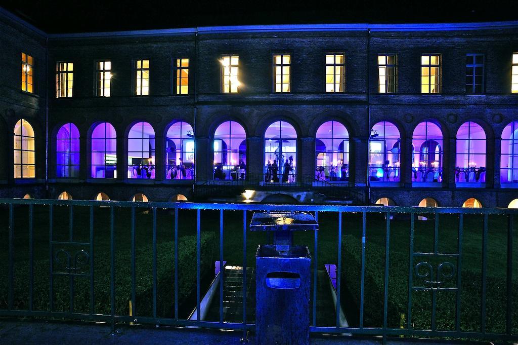 Het Godshuis Hotel Sint Laureins Bagian luar foto